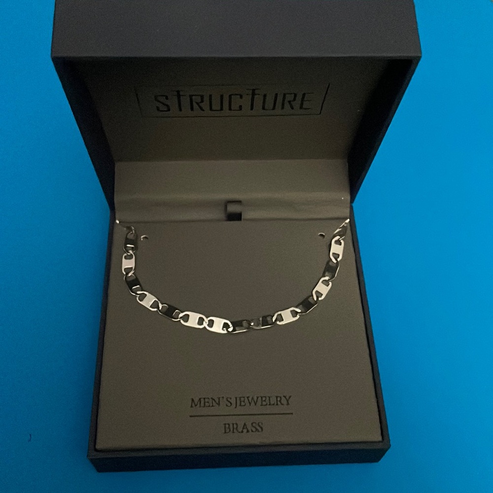 “Structure”men’s jewelry-Brass.Brand new,18”long +2”.